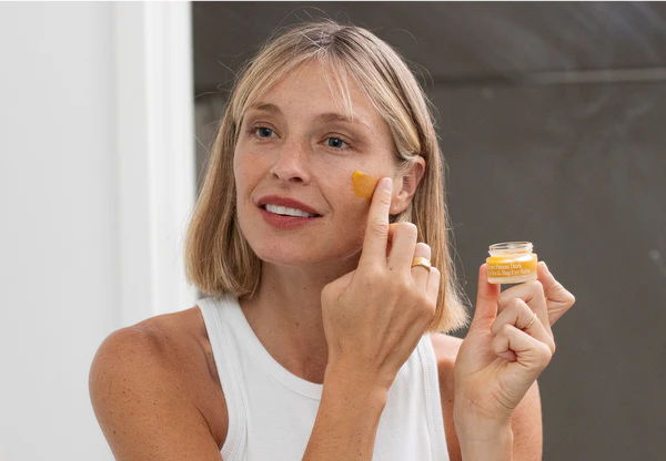 Applying Norva balm
